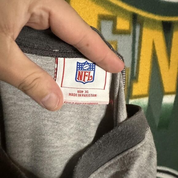 Vintage St. Louis Rams Jersey Style V Neck T Shirt - Picture 3 of 3